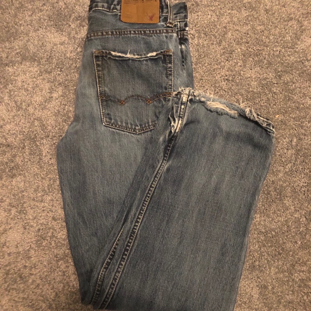 30x32 AMERICAN EAGLE JEANS